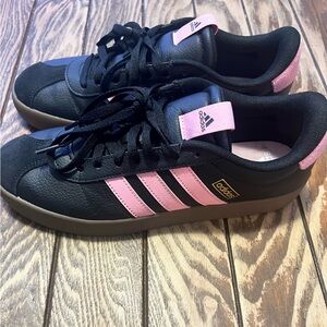 Women's VL Court 3.0 Sneaker Black & Pink